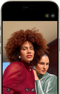 iPhone Air, fra forsiden, Dynamic Island i midten nær toppen, I fokus-funksjonen for bilder i bruk
